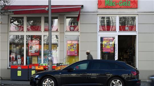 In vielen ostdeutschen Städten gibt es Filialen der Kette Mäc Geiz.