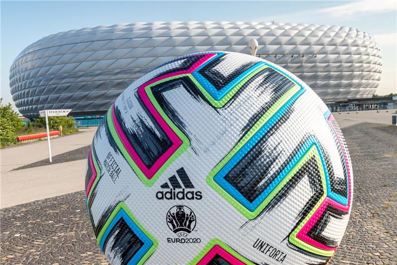 In der EM-Arena in München trifft die deutsche Fußball-Nationalmannschaft zum Auftakt auf Weltmeister Frankreich. Foto: Peter Kneffel/dpa