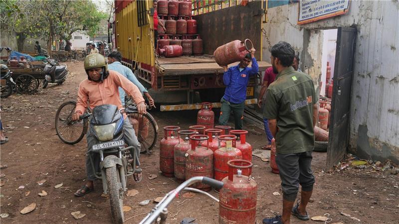 Indiens Arbeiter spüren Gas-Krise durch Hormus-Sperre