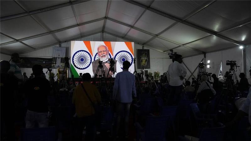 Indiens Premierminister Narendra Modi verfolgt die Aktivitäten der indischen Weltraumbehörde genau, wie hier bei der erfolgreichen Mondlandung Indiens. (Archivfoto)