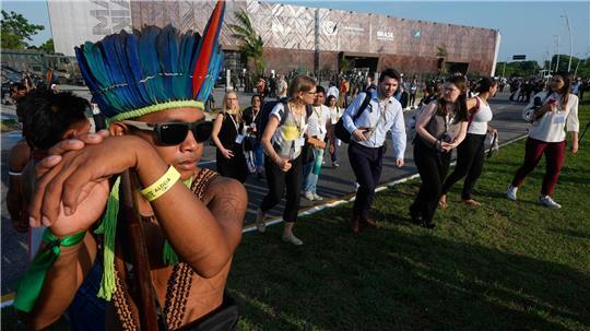 Indigener Protest blockiert Zugang zum COP30-Gipfel