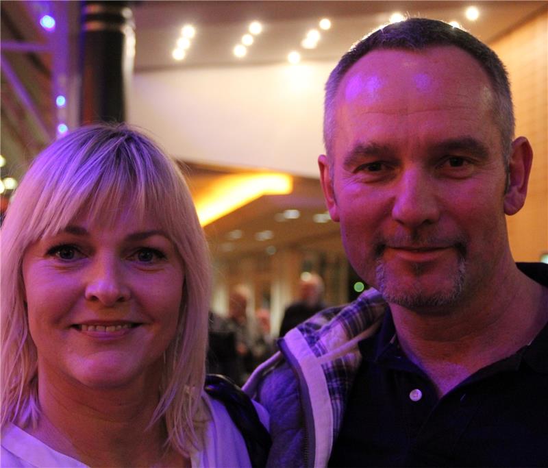 Ines Behne und Manfred Binken aus Zeven freuten sich am meisten auf Herman‘s Hermits.