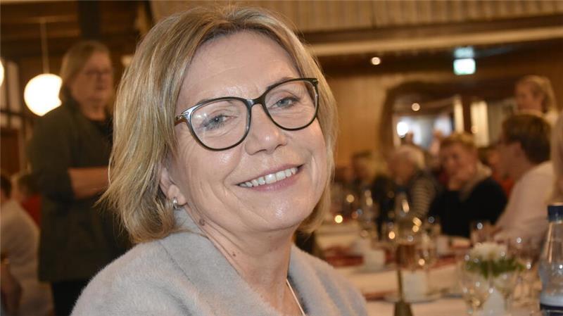 Ines Middeke würde sich über die Renovierung des Hallenbades freuen.