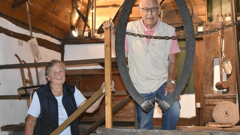 Schädlingsbefall in der Övelgönner Wassermühle Inge und Otto Hadler gehören zur Stammbesatzung der Mühle.