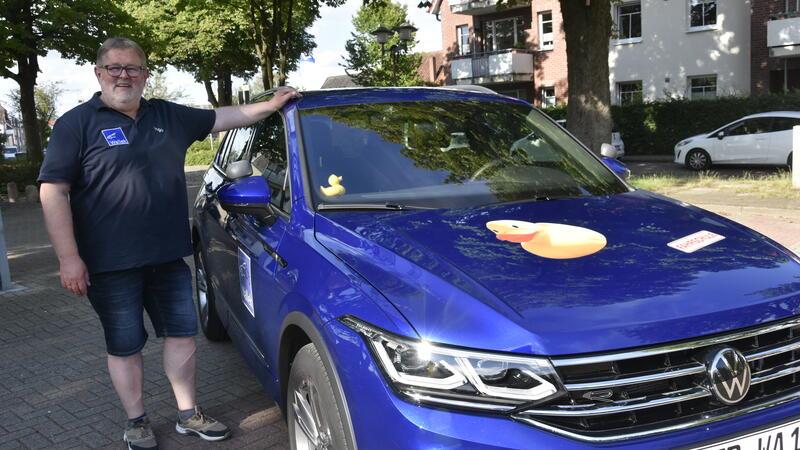 Autofahren lernen auf Buxtehudes Straßen Ingo Wallek ist seit über 30 Jahren Fahrlehrer.