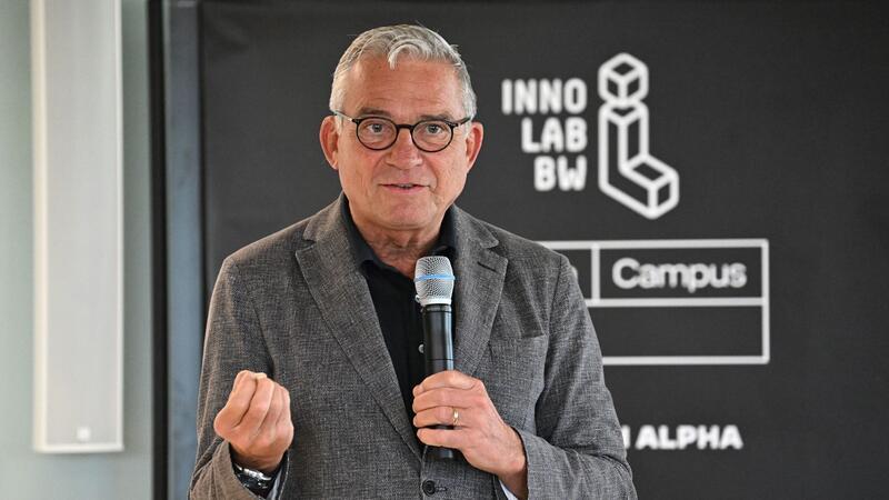 Baden-Württemberg nimmt KI-System von Aleph Alpha in Betrieb Innenminister Thomas Strobl: „Wir finden hier unseren eigenen europäischen Weg.“