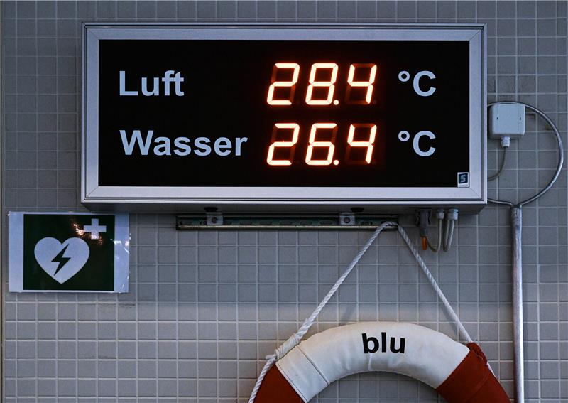 Wieder mehr Mitglieder in Sportvereinen Insbesondere Schwimmvereine haben wegen der hohen Heizkosten mit den gestiegenen Energiepreise zu kämpfen. Foto: Soeren Stache/dpa