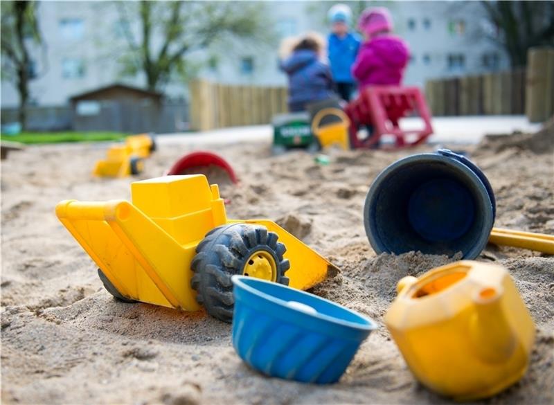 Bargstedt berät über Kita-Anbau Insgesamt 186 Kinder stehen in Buxtehude auf der Warteliste. Foto: dpa