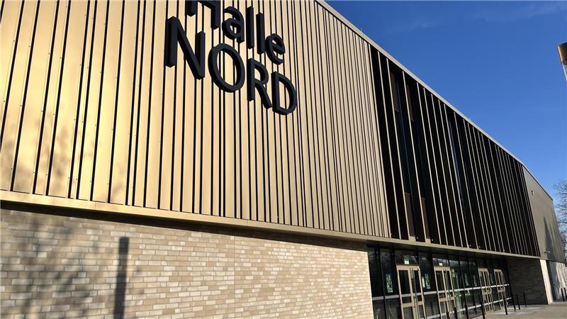 Insgesamt kostete die neue Halle Nord knapp 28 Millionen Euro, die reinen Baukosten lagen bei 24 Millionen Euro.
