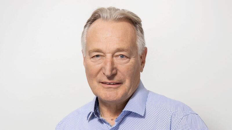 Tägliches Auf und Ab der Spritpreise: Darum zahlen Autofahrer drauf Insider Herbert W. Rabl, Sprecher des Tankstellen-Interessenverbandes, sieht die Preistransparenz kritisch.