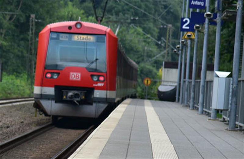 Investitionen sind für den S-Bahn-Streckenabschnitt zwischen Stade und Buxtehude geplant (Symbolbild). Foto: Beneke