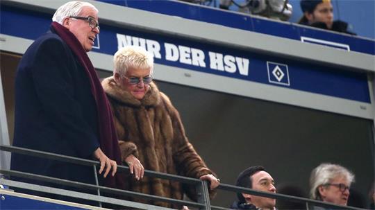 Investor Klaus-Michael Kühne im Stadion des Hamburger SV (Archivbild).