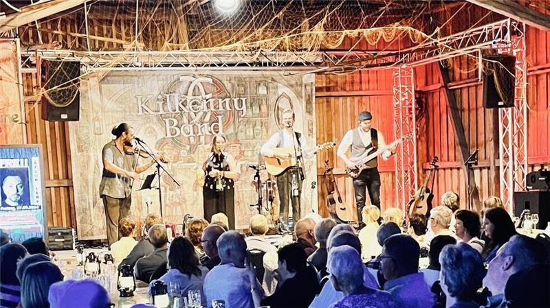 Irish Folk hat eine eigene Fangemeinde - und die reist auch gern zu Konzerten in die Kulturscheune Drochtersen.