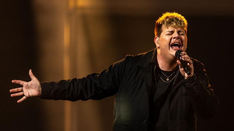 Eurovision Song Contest im Schatten der Politik Isaak bei den Proben - er geht für Deutschland mit dem Song „Always On The Run“ ins Rennen.