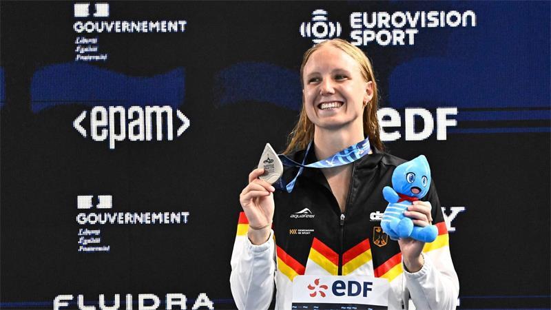 „Einfach schön“: Gose und Werner bejubeln Silber und Bronze Isabel Gose freut sich in Paris schon über ihre dritte Medaille.