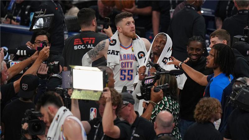 Hartensteins OKC fehlt noch ein Sieg zum Titel in der NBA Isaiah Hartenstein will mit Oklahoma City Thunder den NBA-Titel holen.