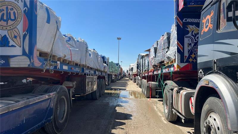 Israel hat alle Hilfslieferungen nach Gaza gestoppt. Weitere Schritte könnten angeblich folgen. 