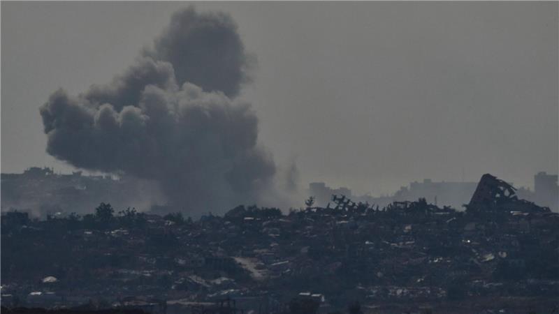 Israel hat erneut Dutzende Angriffe auf den Gazastreifen geflogen.