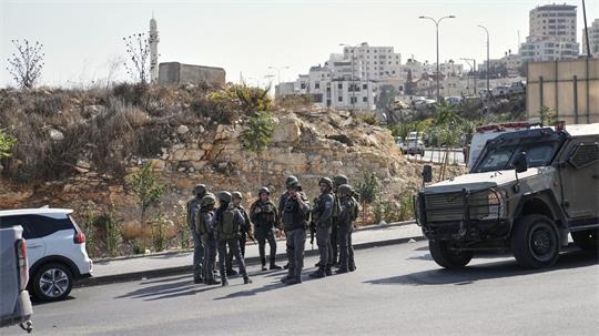 Israel startet nach eigenen Angaben eine Anti-Terror-Operation“ im Raum Hebron. 