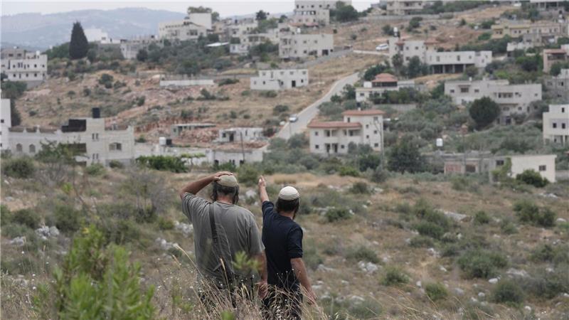 Israels Finanzminister droht mit Annexion von Westjordanland Israelische Siedler im Westjordanland. (Archivbild)