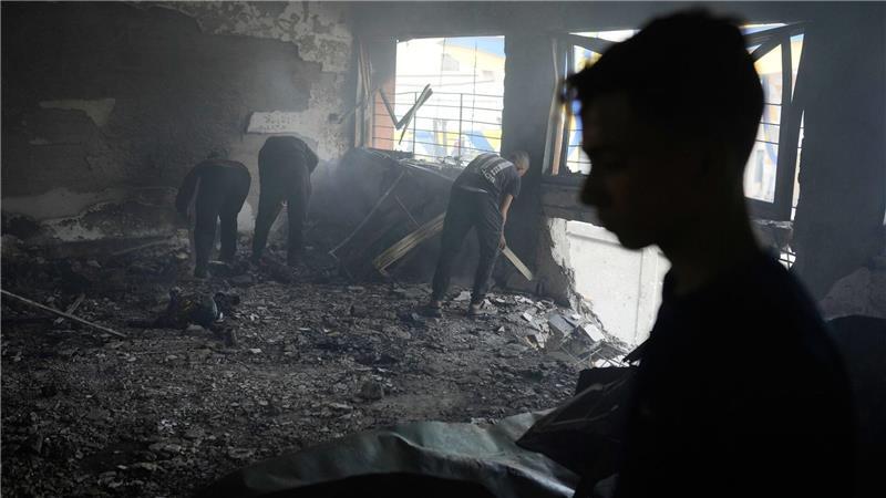 Israels Armee hat eigenen Angaben zufolge eine Zentrale von Terrororganisationen in der Stadt Gaza angegriffen.