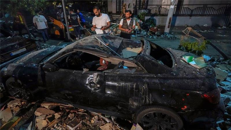 Israels Armee setzt ihre Angriffe gegen die Hisbollah im Libanon fort.