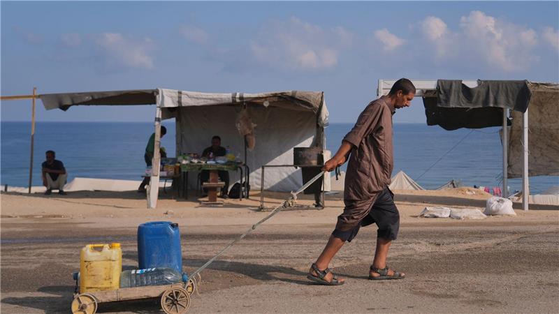 Israels Armee will ihre Einsätze in Deir al-Balah ausweiten.  