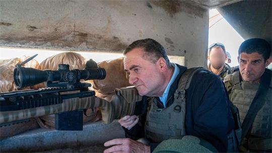 Israels Verteidigungsminister Katz knüpft einen Truppenabzug aus dem Südlibanon an eine vollständige Entwaffnung der libanesischen Hisbollah-Miliz. (Archivbild)