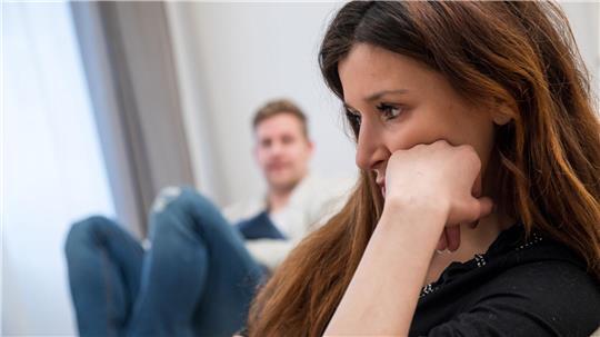 Ist das Miteinander vergiftet, hilft oft nur noch eins: Raus aus der Beziehung.