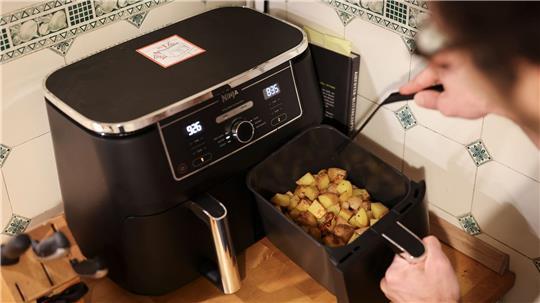 Ist der Korb befüllt, kann der Airfryer gestartet werden.