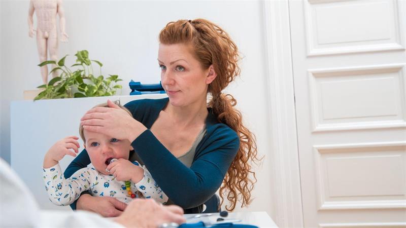 Typische Kinderkrankheiten im Überblick Ist eine Kinderkrankheit meldepflichtig, übermittelt die Arztpraxis oder das Labor den Befund ans Gesundheitsamt.