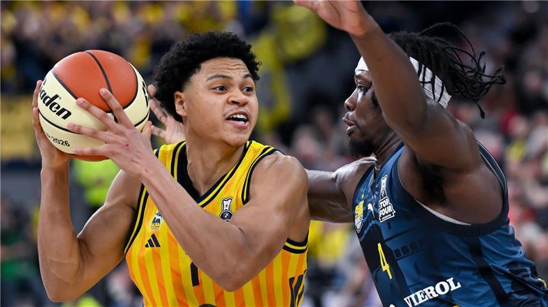 Jack Kayil und Alba Berlin stehen im Pokalfinale.