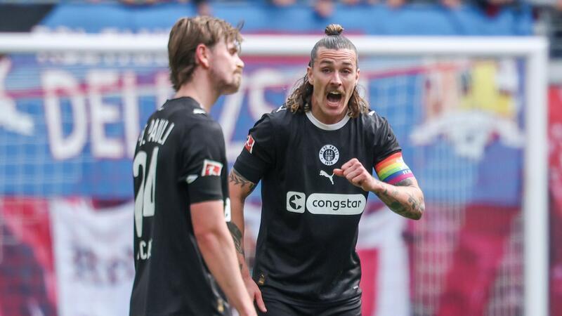 Jackson Irvine (r) und Connor Metcalfe fahren zur WM. (Archivbild)
