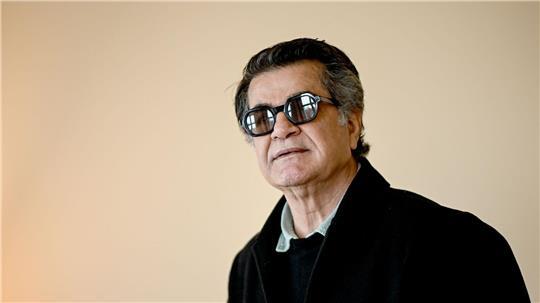 Jafar Panahi steht mit seinem Film „Ein einfacher Unfall“ auf der Oscar-Shortlist für den Besten Internationalen Film. (Archivbild)