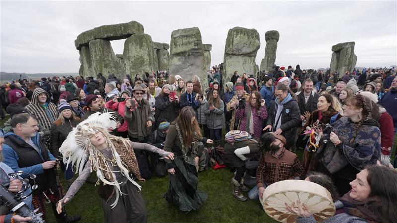 Jahr für Jahr wird am Monument Stonehenge die Wintersonnenwende gefeiert.