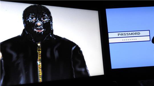 Jahrelang suchte die Polizei mit einer Phantomzeichnung den Maskenmann.