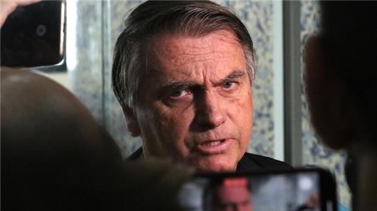 Jair Bolsonaro muss seinen Reisepass binnen 24 Stunden abgeben.