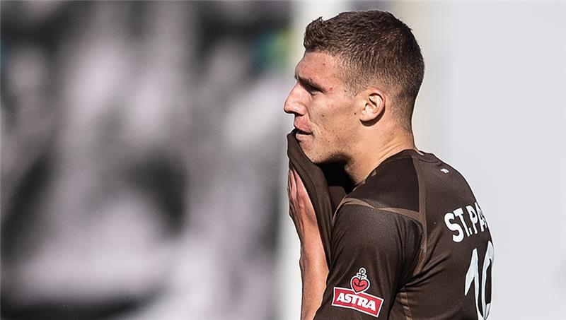 Jetzt ist es offiziell: Medic wechselt zu niederländischem Topclub Jakov Medic (24) verlässt den FC St. Pauli. Foto: Swen Pförtner/dpa