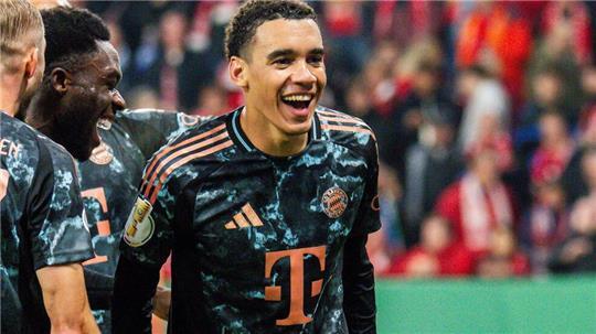 Jamal Musiala erzielte beim 4:0-Sieg des FC Bayern in Mainz drei Tore.