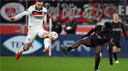 James Sands fällt beim FC St. Pauli bis zum Saisonende aus. (Archivbild)