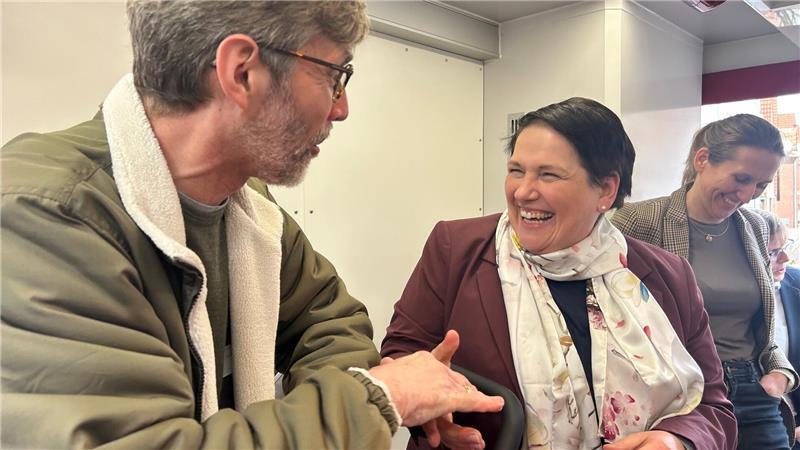 Jan Gerlach im Gespräch mit Melanie Walter, Ministerin für Europa und Regionale Landesentwicklung.