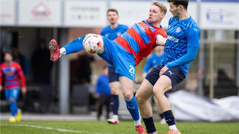 Jan-Miklas Steffens markierte im Derby seinen 13. Saisontreffer.