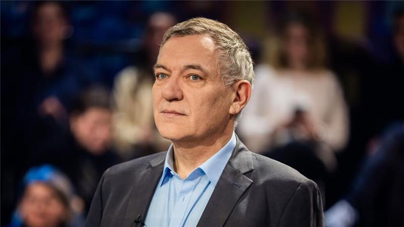 Streit der Kleineren um Positionen zu Asyl Jan van Aken von den Linken sieht Migration weniger als Problem als andere.