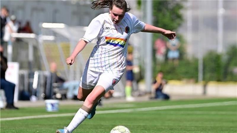 Janice Hauschild steht in Hamburg als Fußballerin des Jahres zur Wahl Janice Hauschild ist in St. Paulis Mittelfeld gesetzt.