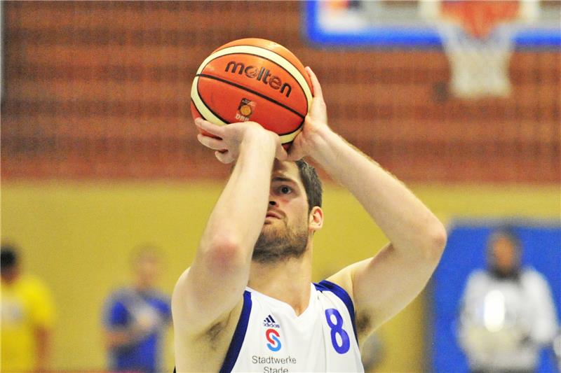 Janis Stielow beweist Auge. Fotos: Borchers