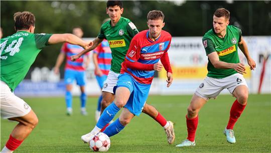 Jannes Wulff bereitete das 2:0 in Hannover für Miguel Fernandes vor.