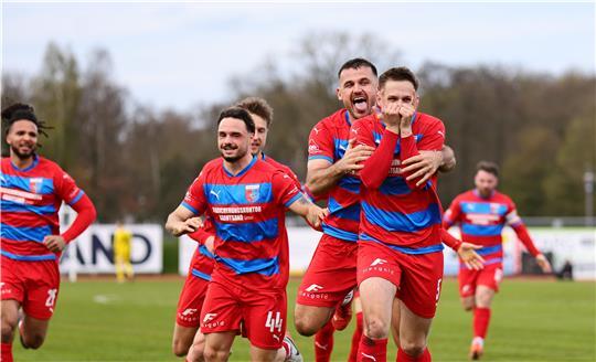 Jannes Wulff (vorne) hat das 1:0 erzielt.