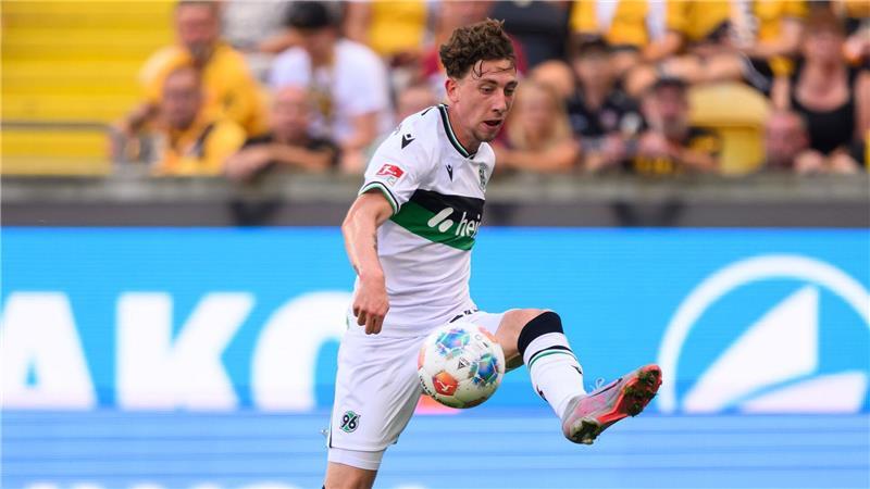 Jannik Rochelt wechselt auf Leihbasis von Hannover 96 zu Arminia Bielefeld. (Archivbild)