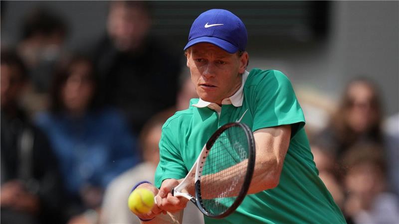 Jannik Sinner muss in Paris eine bittere Final-Niederlage hinnehmen.