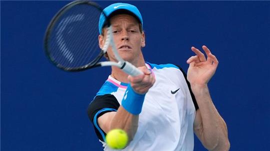 Jannik Sinner setzte sich im Finale von Miami gegen Grigor Dimitrow mit 2:0 in Sätzen durch.